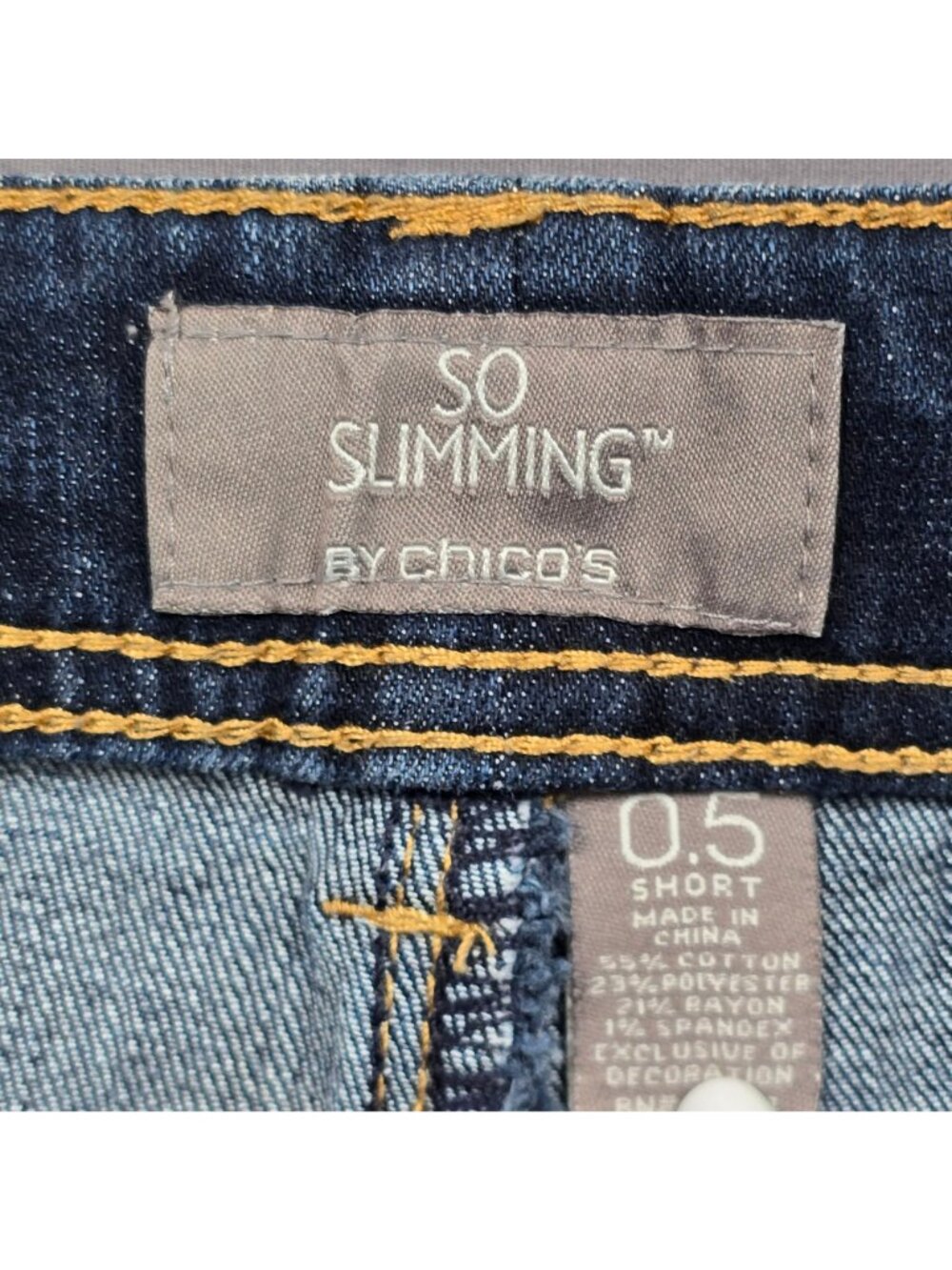Chicos 0.5 6 Short Jeans Blue So Slimming Straight Leg Stretch Denim - Picture 3 of 5